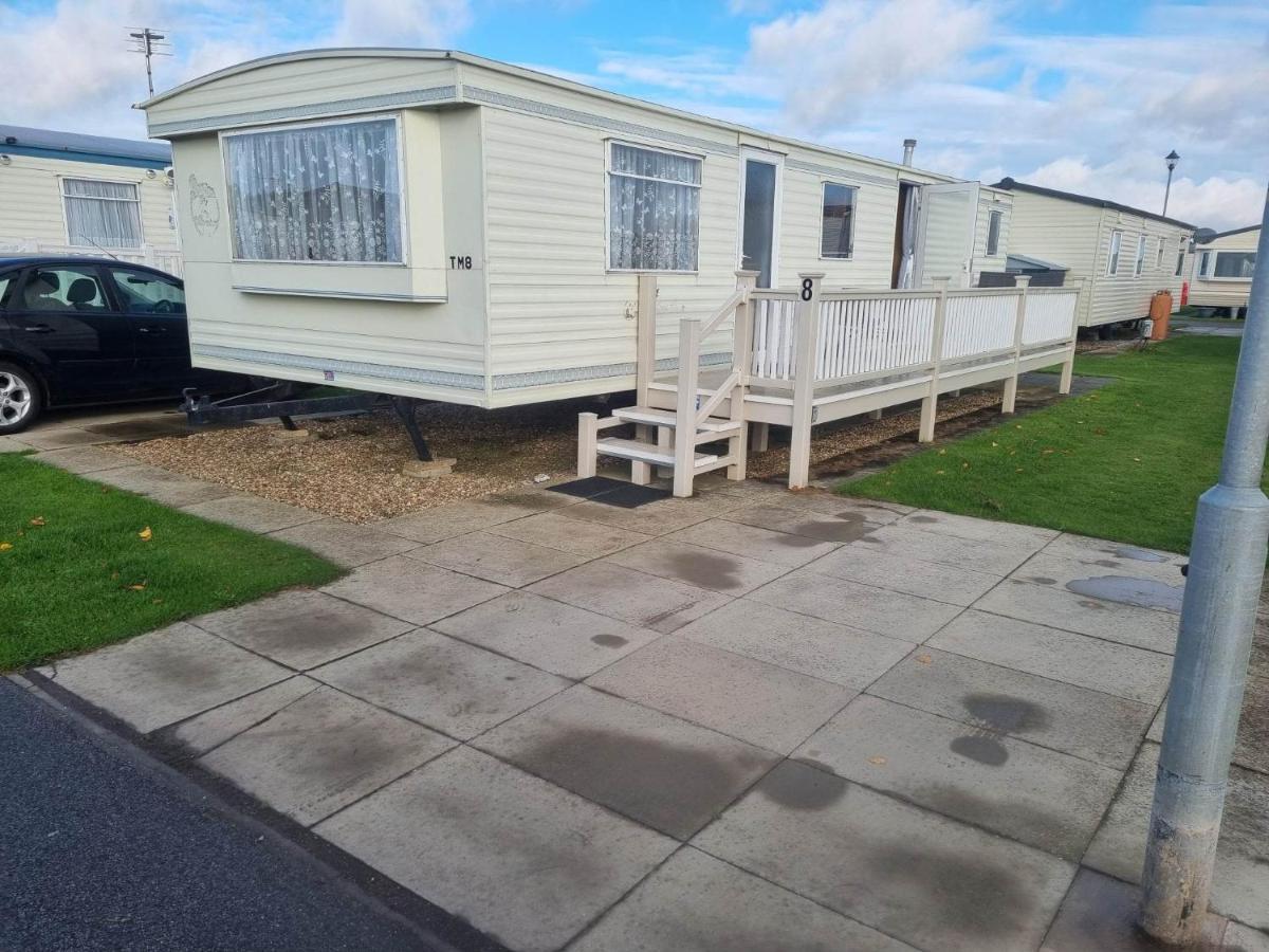 Tm8 6 Berth 2 Bedroom Caravan P Чапел-Сент-Леонардс Екстер'єр фото